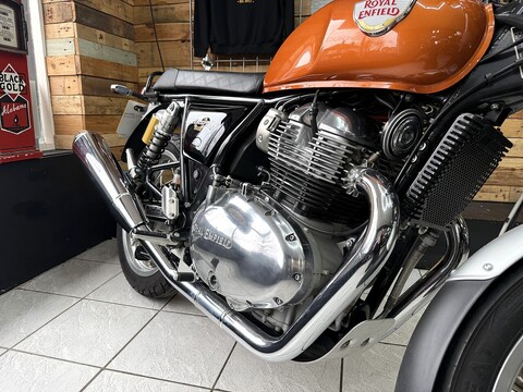 650 Roadster/Retro