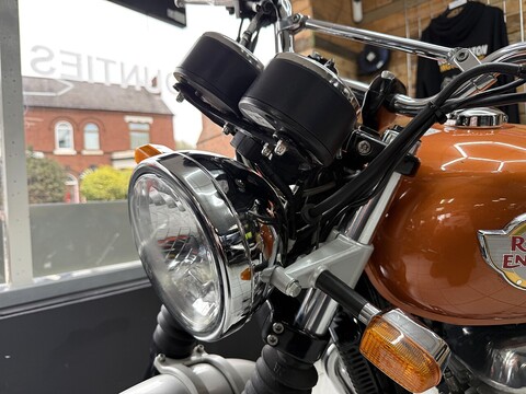 650 Roadster/Retro