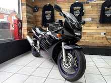 Suzuki RF900  