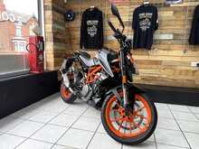 KTM 390 Duke  