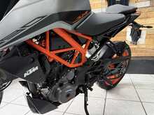 KTM 390 Duke  