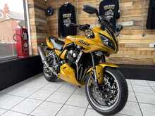Yamaha FZS600  