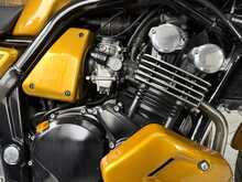 Yamaha FZS600  