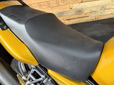 FZS600