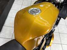 Yamaha FZS600  
