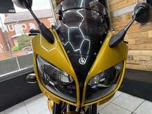 Yamaha FZS600  