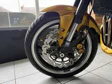 Yamaha FZS600  
