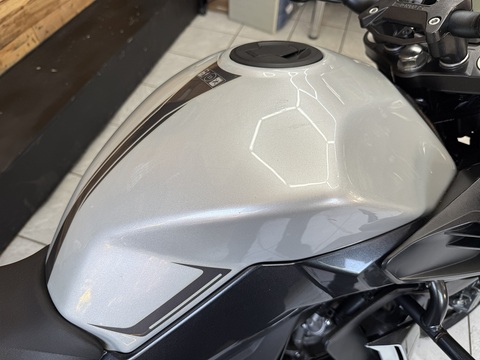 125 Naked