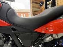 Aprilia Pegaso Strada 660  