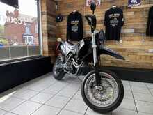 KTM 640 Supermoto  