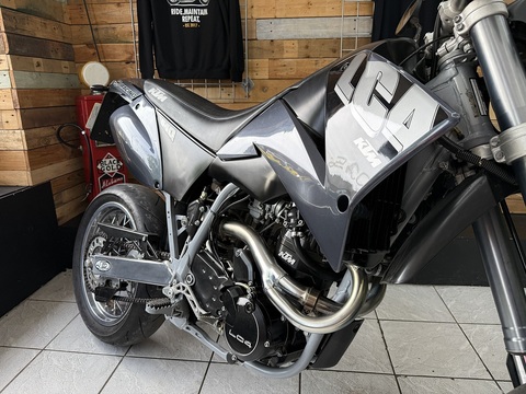 640 Supermoto Petrol