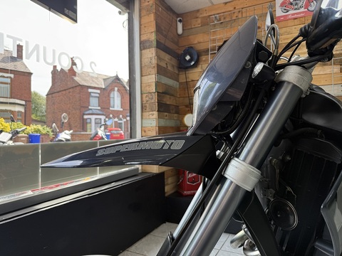 640 Supermoto Petrol