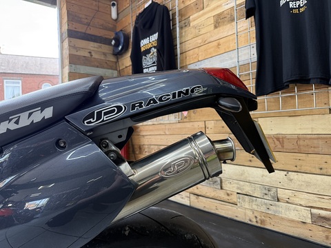 640 Supermoto Petrol