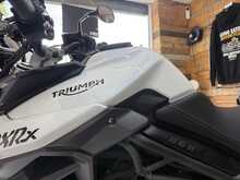 Triumph Tiger 800 XRx 