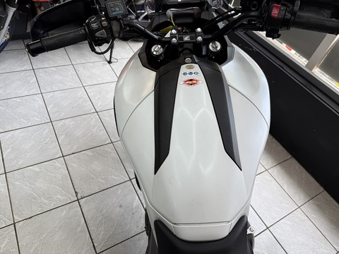 750 Adventure