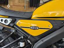 Yamaha XSR125  