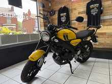 Yamaha XSR125  