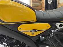 Yamaha XSR125  