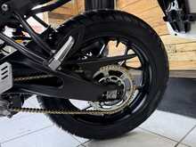 Yamaha XSR125  
