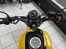 Yamaha XSR125  