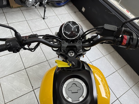 125 Roadster/Retro