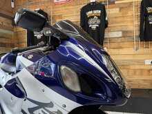 Suzuki GSX1300R Hayabusa  