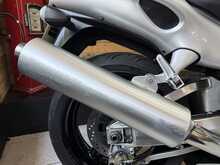 Suzuki GSX1300R Hayabusa  