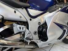 Suzuki GSX1300R Hayabusa  