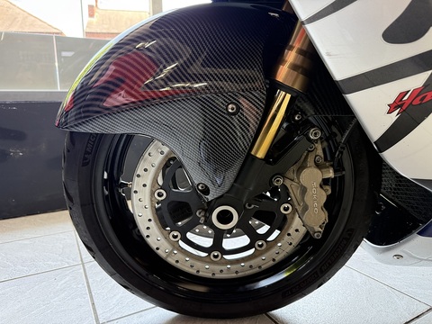 1300 Super Sports