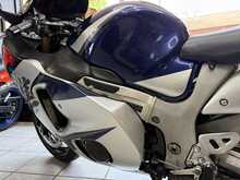 Suzuki GSX1300R Hayabusa  