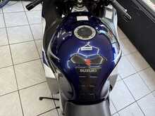 Suzuki GSX1300R Hayabusa  