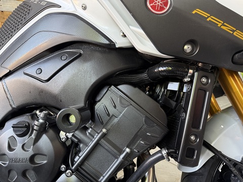800 ABS Naked