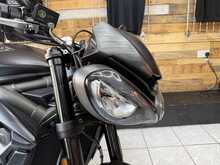 Triumph Street Triple 765 R 