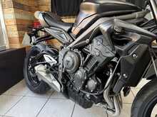 Triumph Street Triple 765 R 
