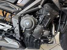 Triumph Street Triple 765 R 