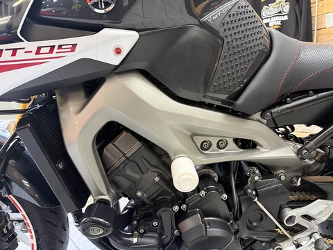 900 ABS Naked