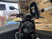 Triumph Trident 660  