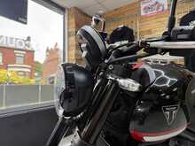 Triumph Trident 660  