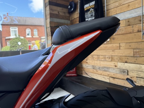 125 Adventure
