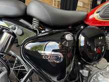 Royal Enfield Classic 350  