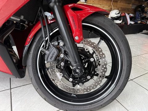 650 Super Sports