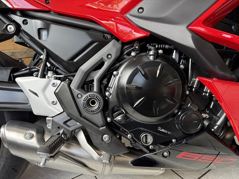 650 Super Sports