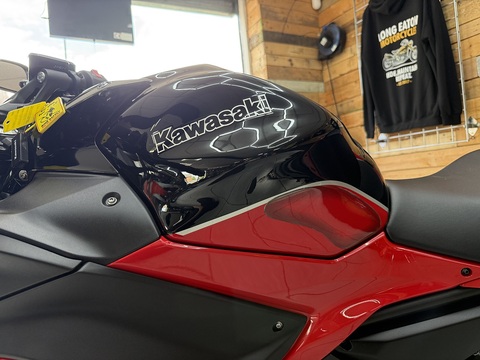 650 Super Sports