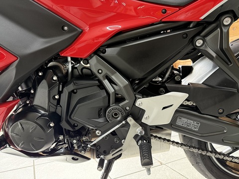 650 Super Sports
