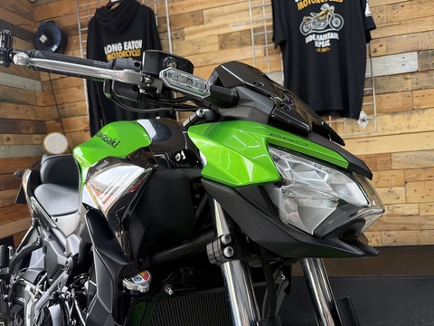 650 Supernaked