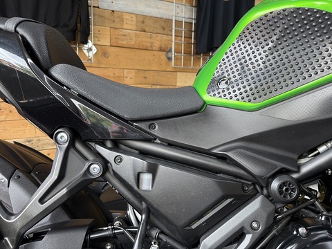 650 Supernaked
