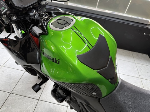 650 Supernaked