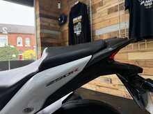 Honda CBR250R  