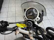 Triumph Street Twin  