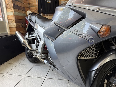 1300 Sports Tourer Manual Petrol